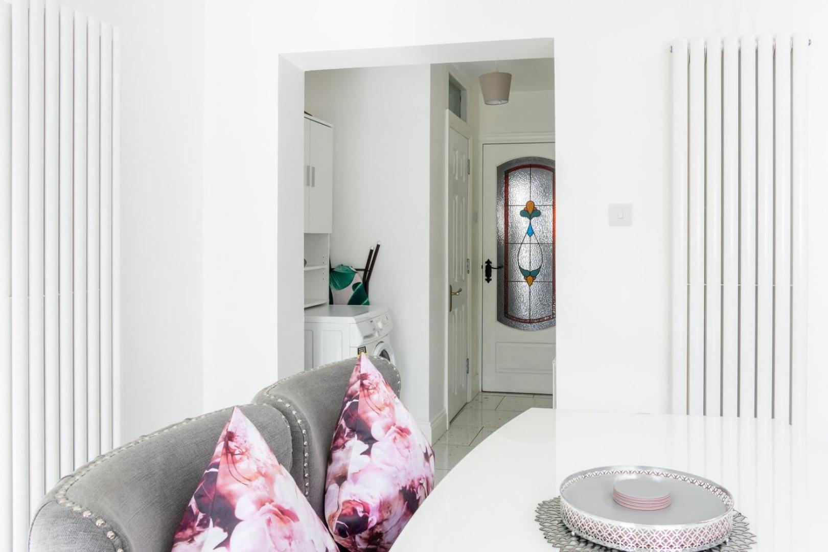 Pensión Guestready - Charming House In Drimnagh
